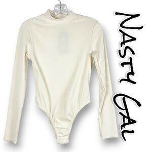New With Tags Nasty Gal High Neck Long Sleeve Bodysuit Ribbed Cream Womens Sz 6